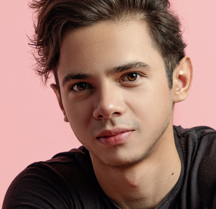 Professional 3D Photoshop software training.